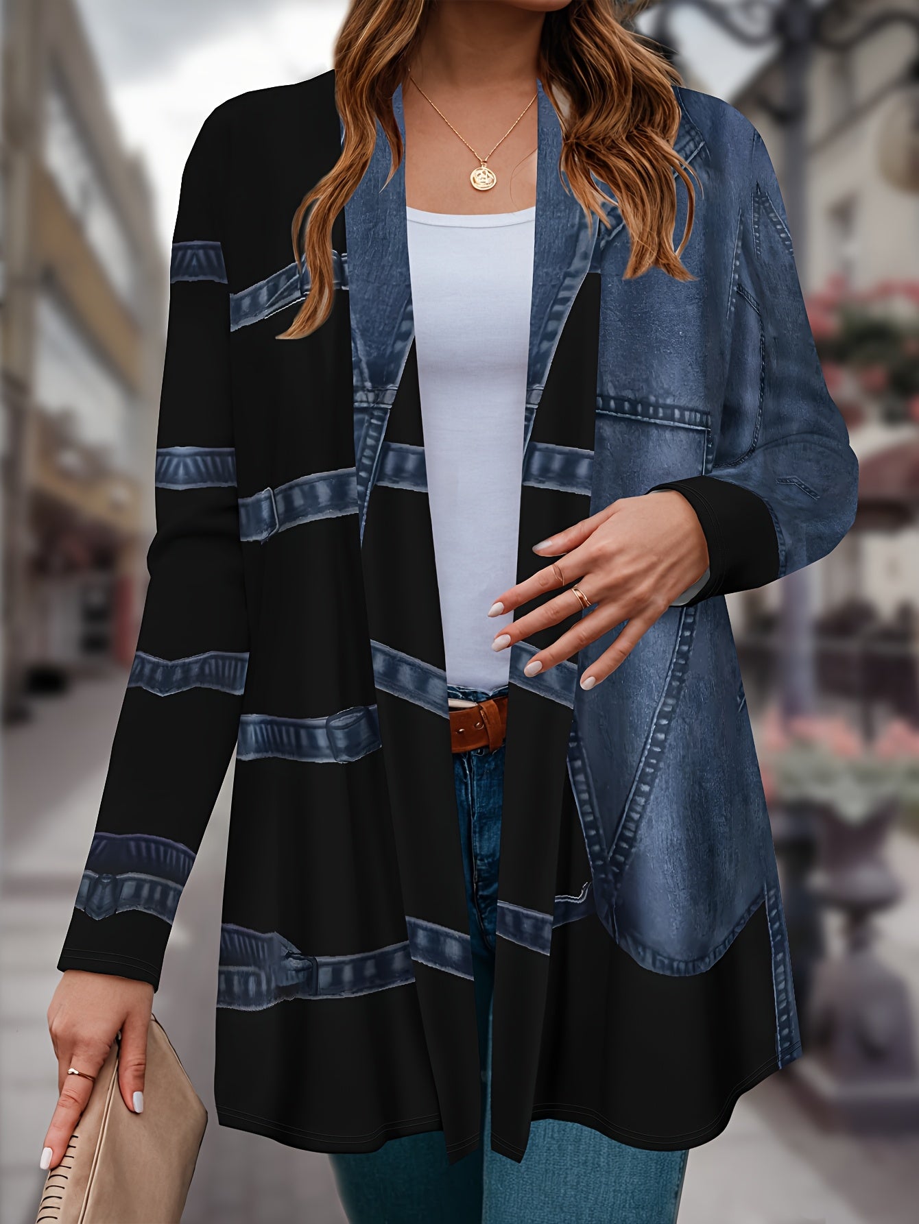 Guy & Dia Plus Size - Plus size women's jacket with a casual, comfortable and elegant style, with printed elements inspired by faux denim