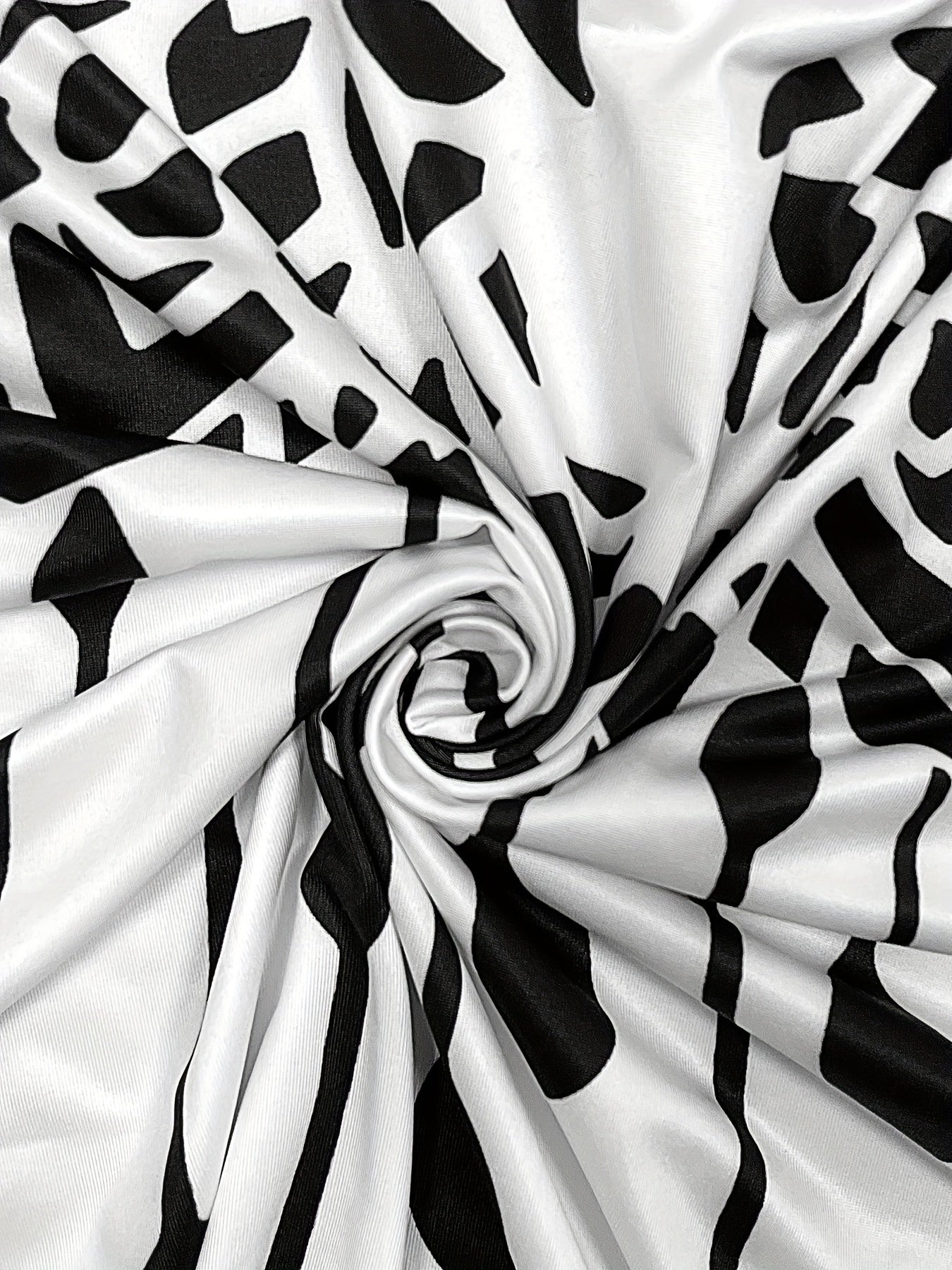 Guy & Dia Plus Size Geometric Print Two-piece Set, Crew Neck Long Sleeve Top & Pants Outfits, Women's Plus Size Clothing